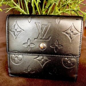 Louis Vuitton Monogram Vernis Elise Trifold Wallet Matte Black Authentic Pre Own